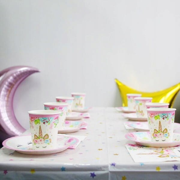 Obrus plamoodporny foliowy Jednorożec 108cmx180cm